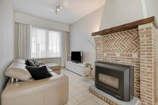 This charming 3-bedroom home with a garden is situated in an attractive location at Nieuwpoortstraat 16 in Blankenberge. Thanks to its location near the marina and within walking distance of the sea, the seawall, the beach, and the dunes, this home is particularly well-suited as a primary or secondary residence on the coast.<br /><br />The ground floor features the entryway, a cozy living room, and an open kitchen. Adjacent to the kitchen is a veranda with access to the sun-facing garden, a lovely outdoor space where you can enjoy sunny days in peace and quiet.<br /><br />The first floor features two bedrooms and a bathroom. The attic level houses a spacious third bedroom, which can also be furnished.<br /><br />With just a few minor touch-ups*, the home can quickly be transformed into a pleasant home or a cozy base by the sea.<br /><br />Highlights:<br />* 3 bedrooms<br />* Porch and garden<br />* Ideal as a primary or secondary residence<br />* Near the Blankenberge marina<br />* Sea, seawall, beach, and dunes within walking distance<br />* Can be furnished to your own taste with minimal renovation work<br /><br />An interesting opportunity for anyone looking for a home with outdoor space in a prime location in Blankenberge.<br /><br />Interested? Contact us at laura@immoaccenta.be for more information or to schedule a visit.