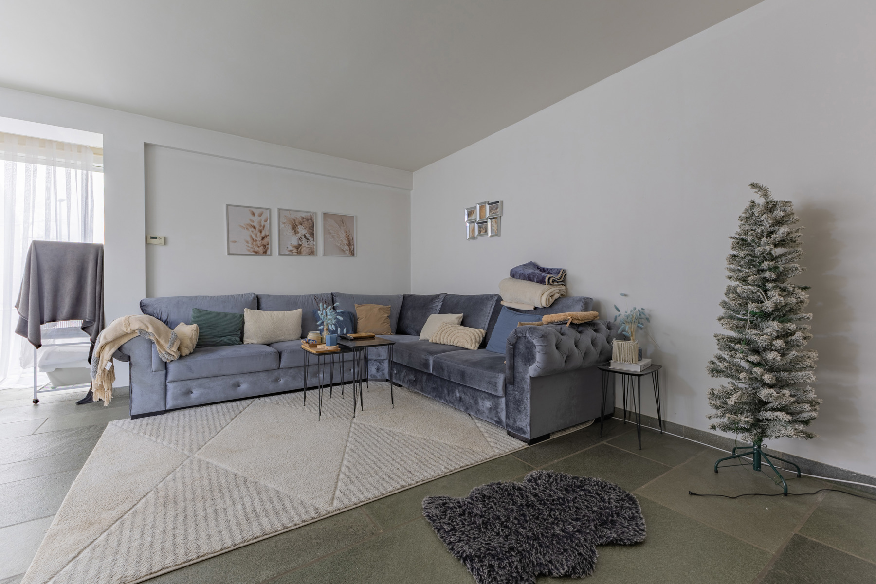 Opbrengsteigendom met 4 wooneenheden en 2 garages - foto 5