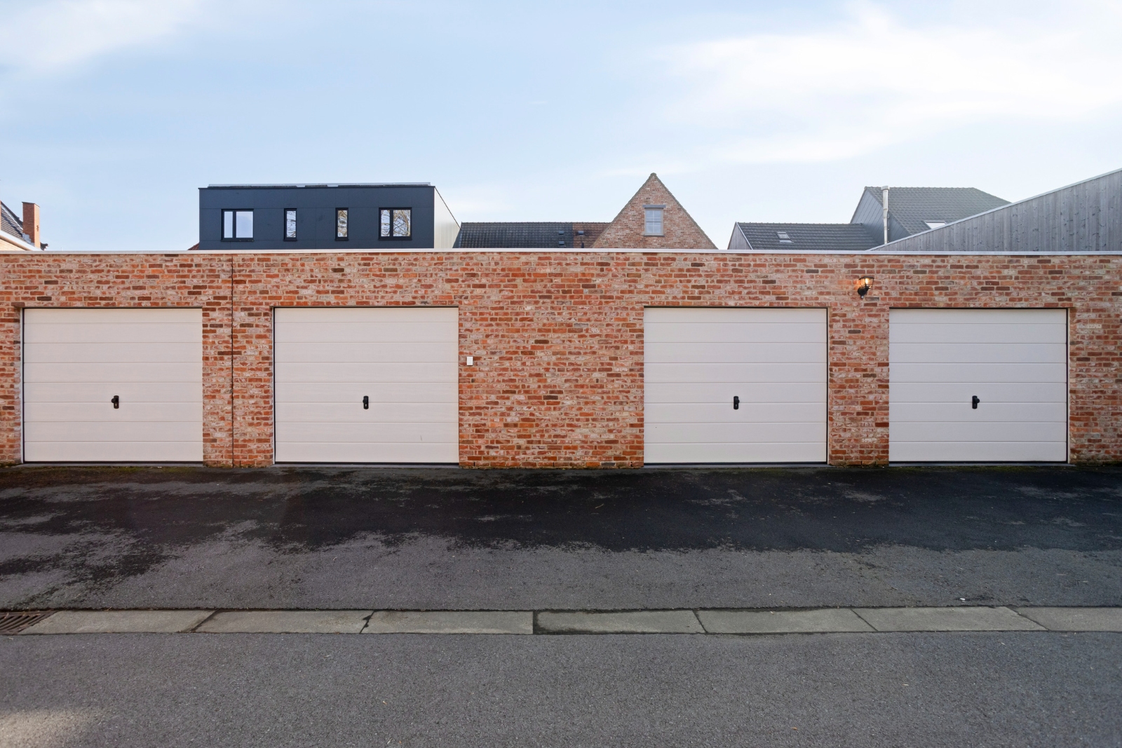 Prachtige instapklare woning in hartje van Staden (zeer ruim) - foto 3