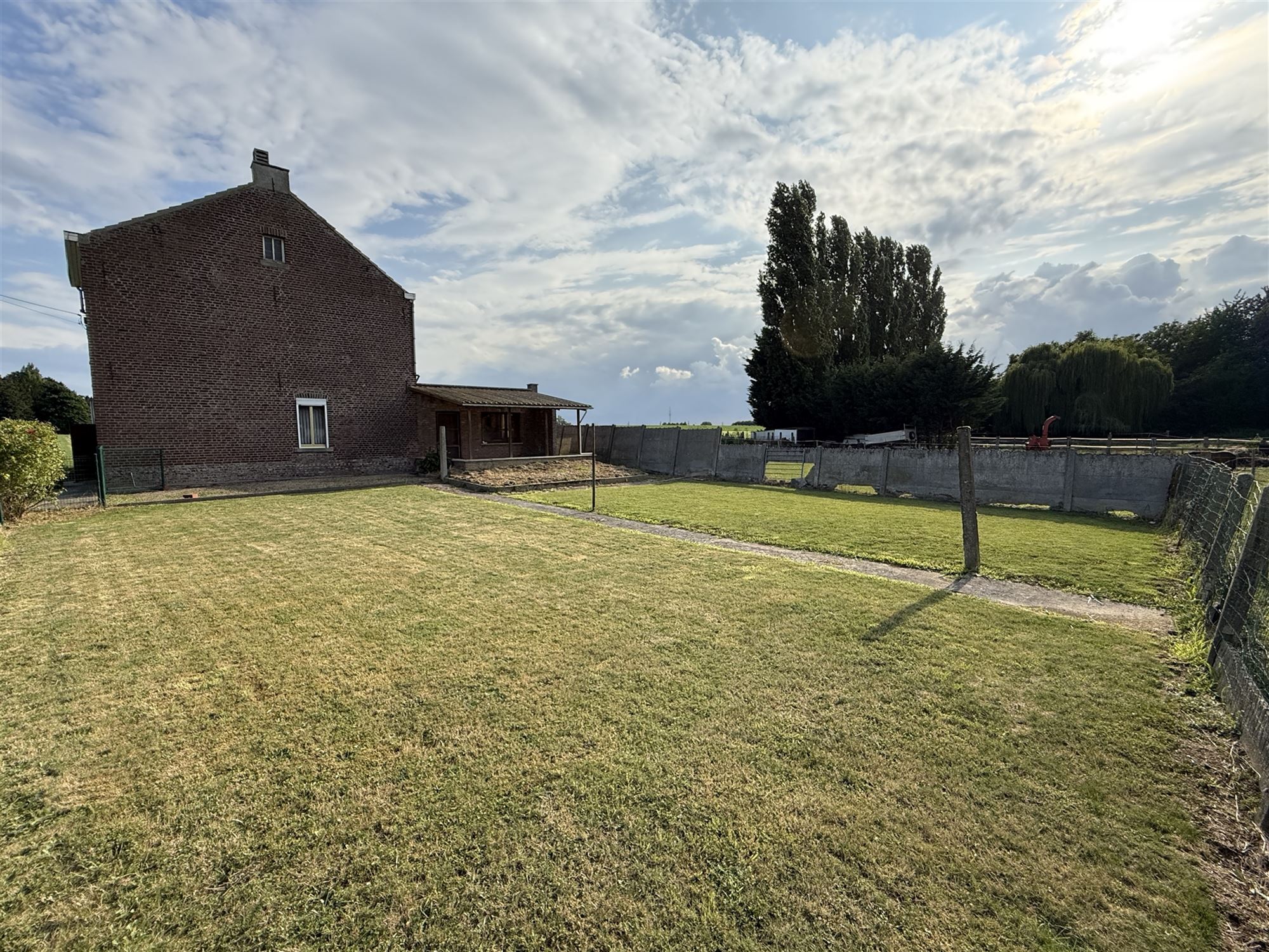 Bouwgrond met af te breken woning - 6% btw mogelijk - foto 2