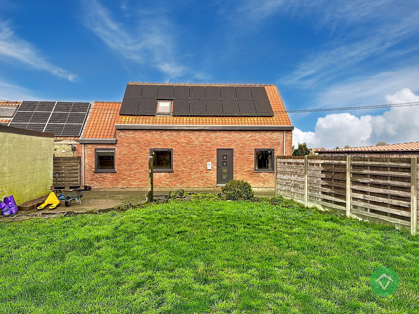 Nieuwbouwwoning te koop in Eernegem – energiezuinig en instapklaar - foto 1