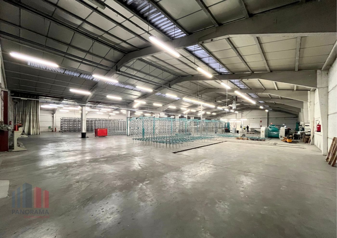 Magazijn met kantoorruimte te huur in Industriezone 8, Kruisem - photo 2