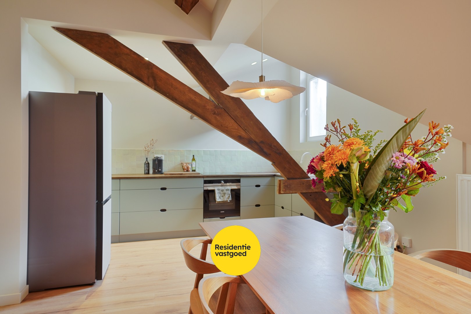 Stijlvol gerenoveerd appartement met karakter in het historisch centrum van Oostende - foto 5