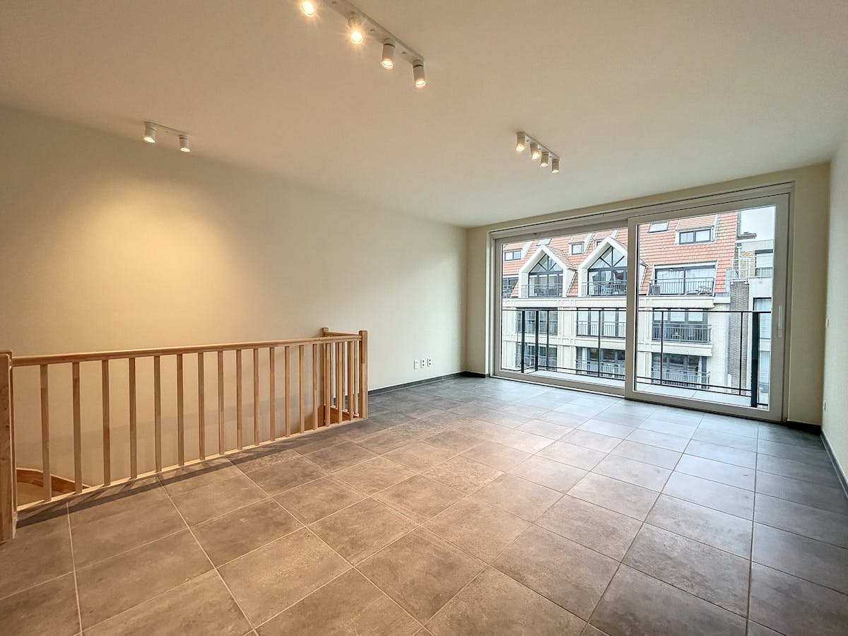Unique 3 bedroom duplex apartment for rent in Knokke - photo 2