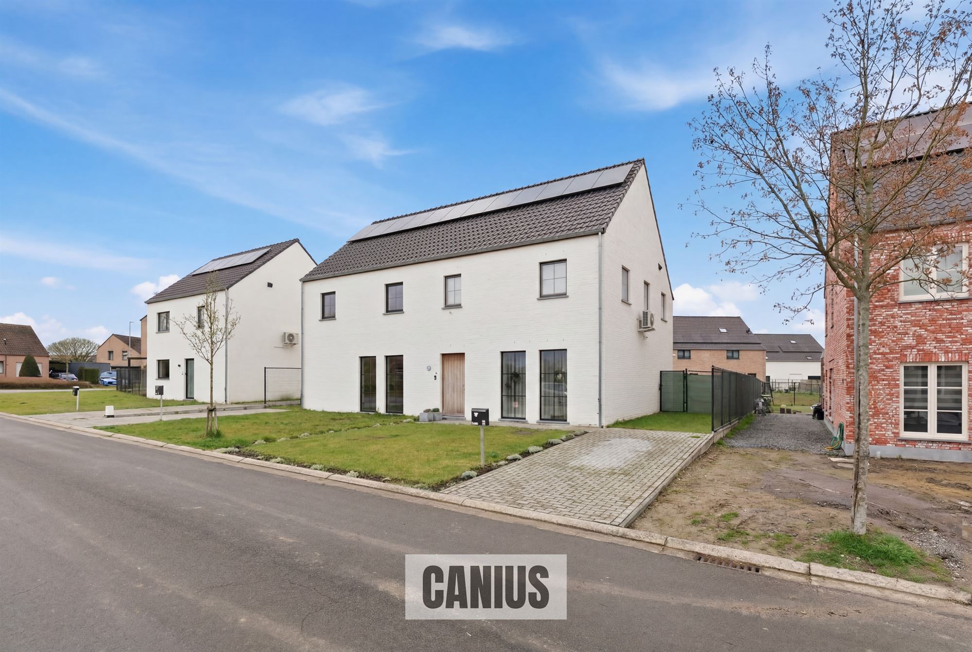 House - photo 1