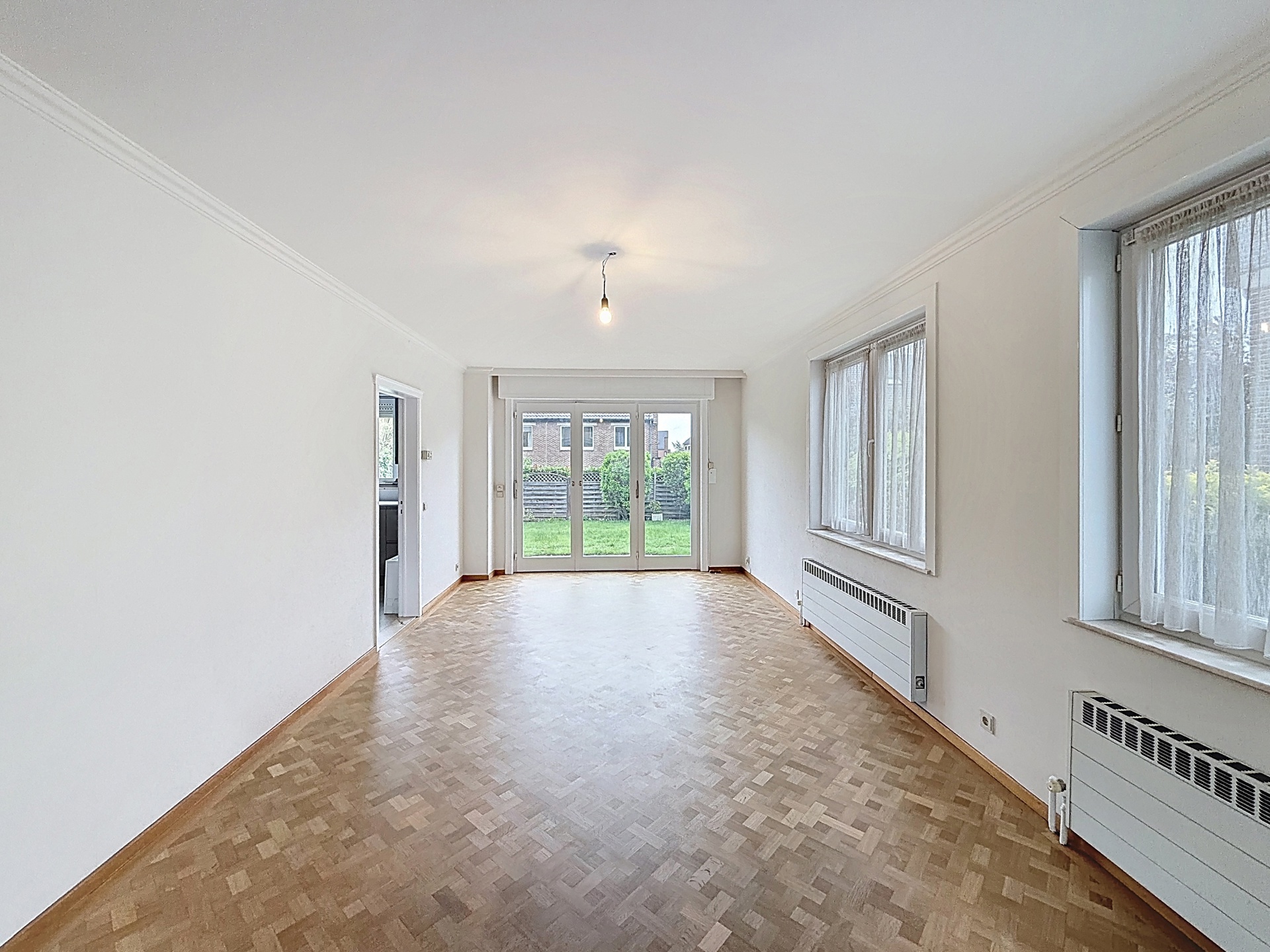 WONING MET 3 SLAAPKAMERS, TUIN EN GARAGE - foto 5