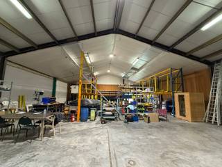 Commercial à louer à Dentergem