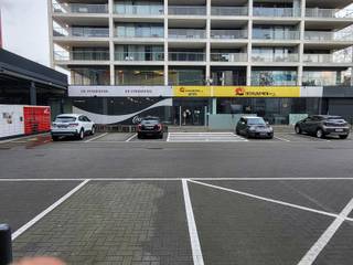 Baanwinkel / handelspand te huur in Oostende – ca. 760 m² op commerciële toplocatieBent u op zoek naar een handelspand te huur in Oostende met...