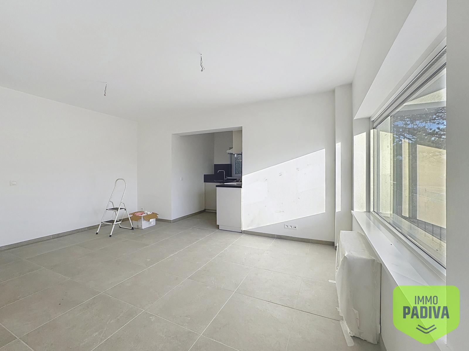 Lichtrijk éénslaapkamerappartement met staanplaats en ruime berging te huur in Middelkerke - foto 2