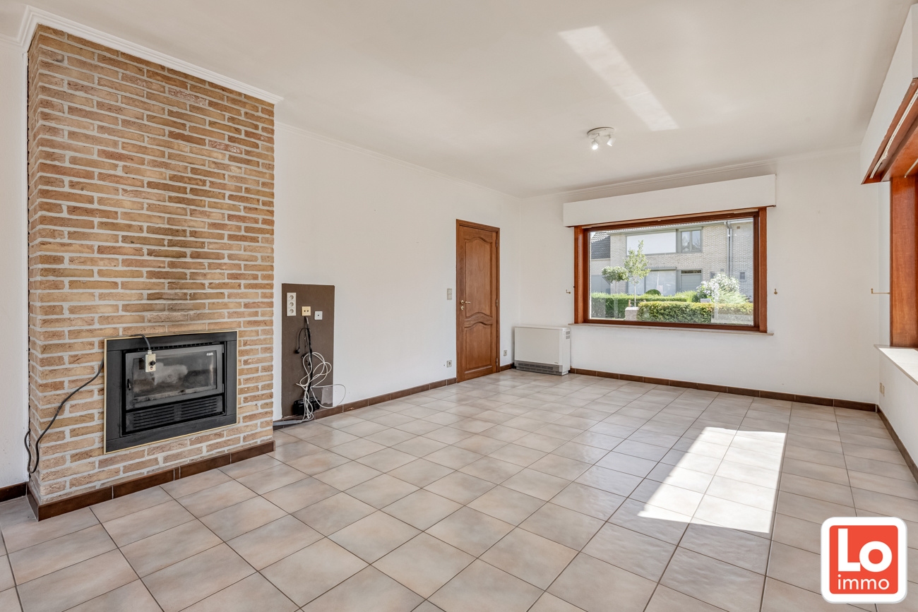 Gelijkvloerse open woning met dubbele inpandige garage en zonnige tuin op een toplocatie nabij het centrum van Lochristi! - foto 5