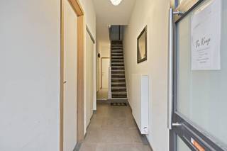 Ontdek dit ruime en instapklare huis met een bewoonbare oppervlakte van 220m² in Deurne. Dit huis combineert hedendaags wooncomfort met een...