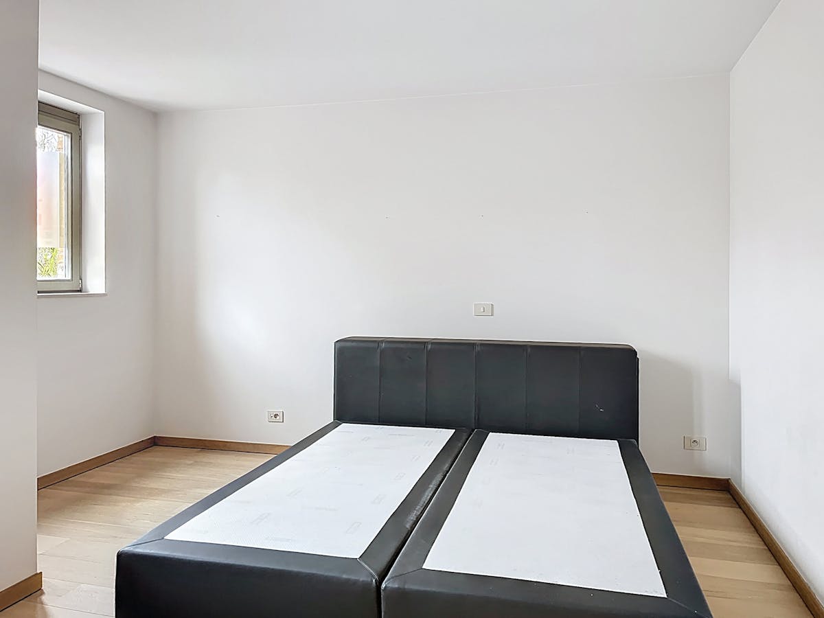 Rustig gelegen woning met 4 slaapkamers te huur in centrum Brugge - foto 4