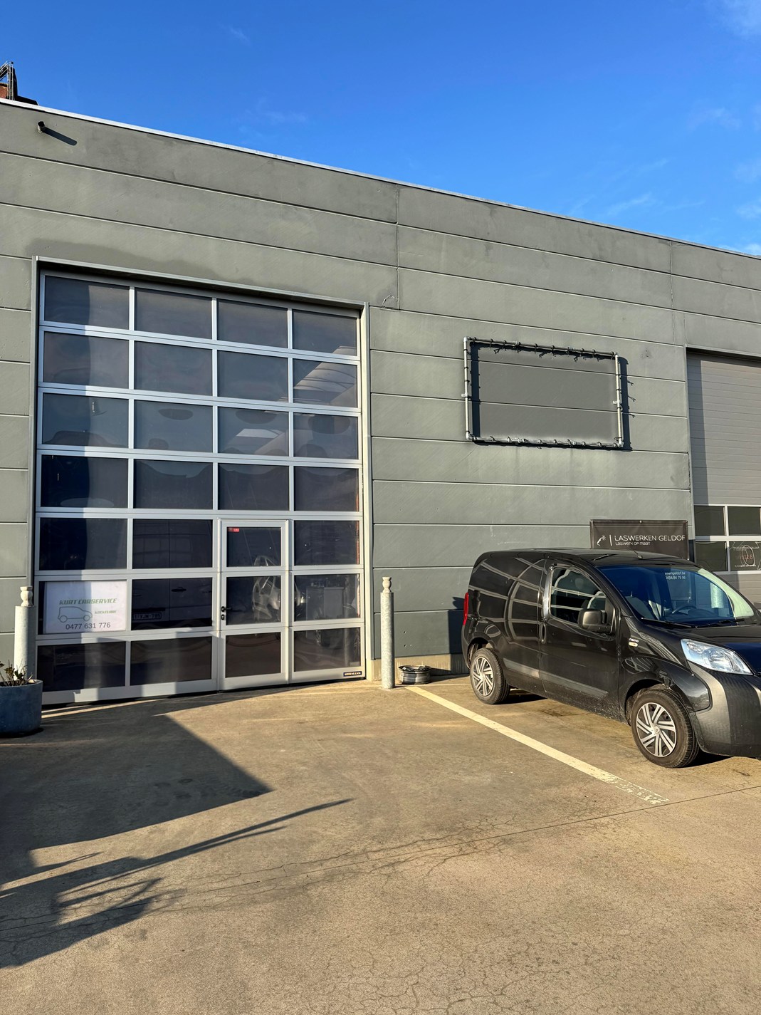 Commercial for rent in Koekelare - photo 1