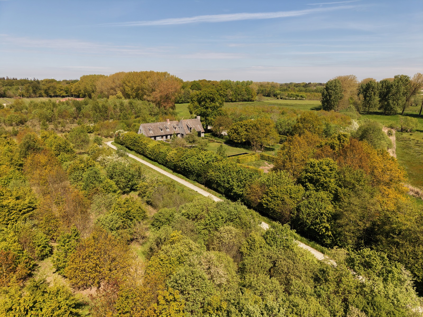 Prachtige thuis in totale discretie, tussen veld en bos... - foto 3