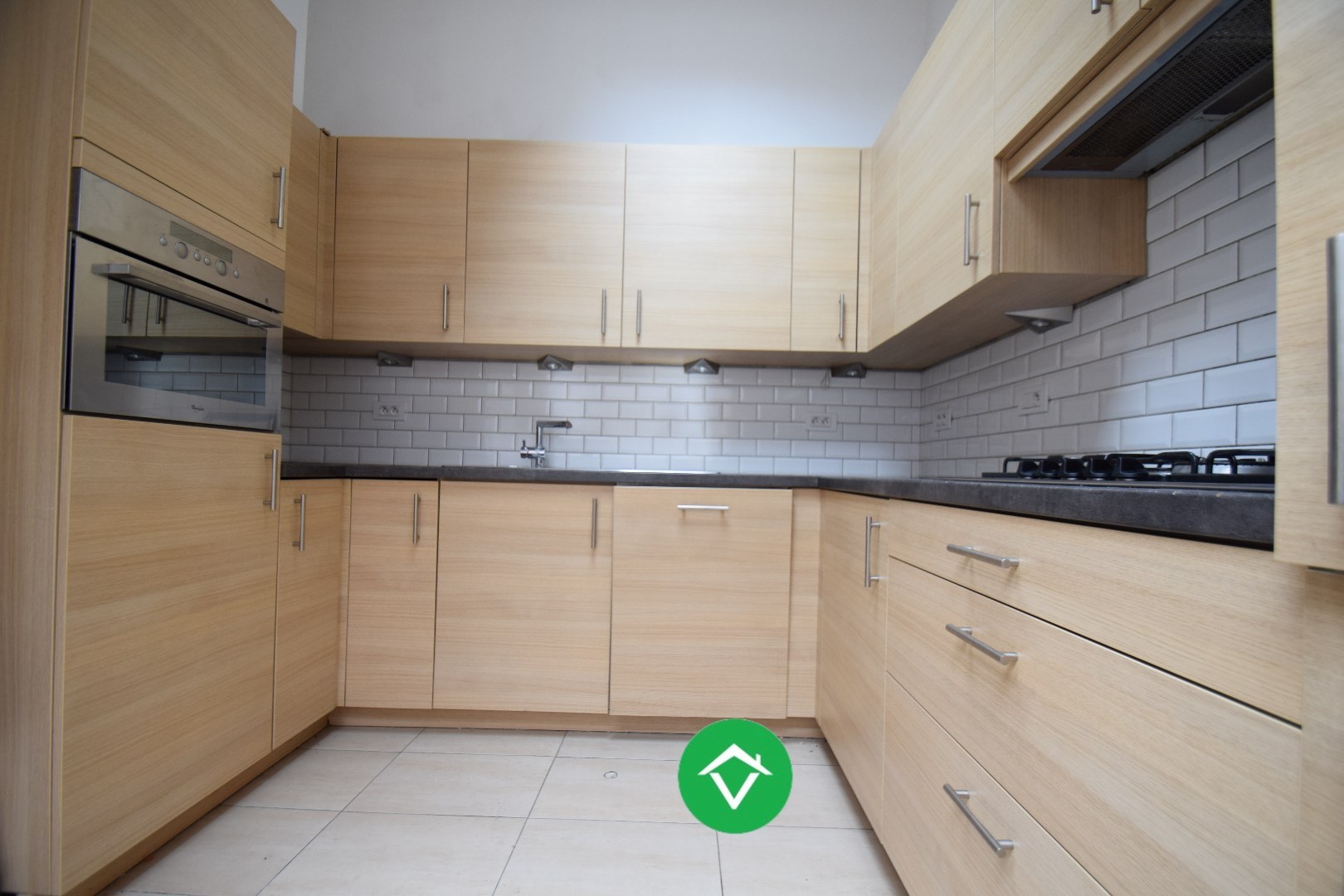 Volledig instapklare, comfortabele 4-slpk-woning met terrastuin te Roeselare - foto 5