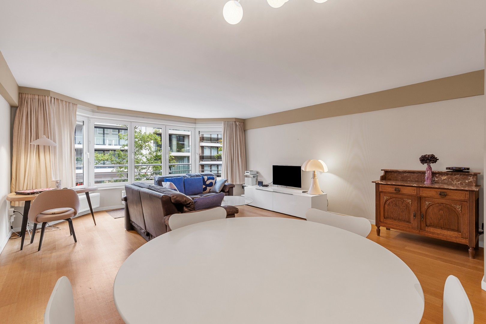 Appartement met 2 slaapkamers gelegen op de Lippenslaan. - foto 1