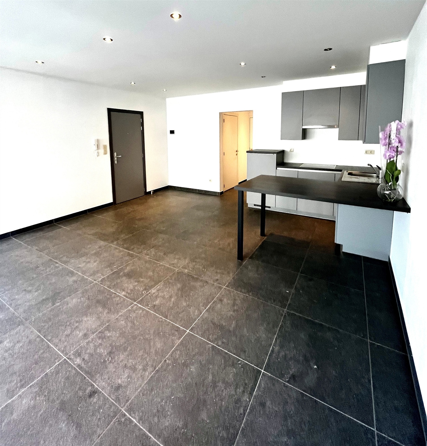 Aan het STATION gelegen recente OPBRENGSTEIGENDOM! - foto 5