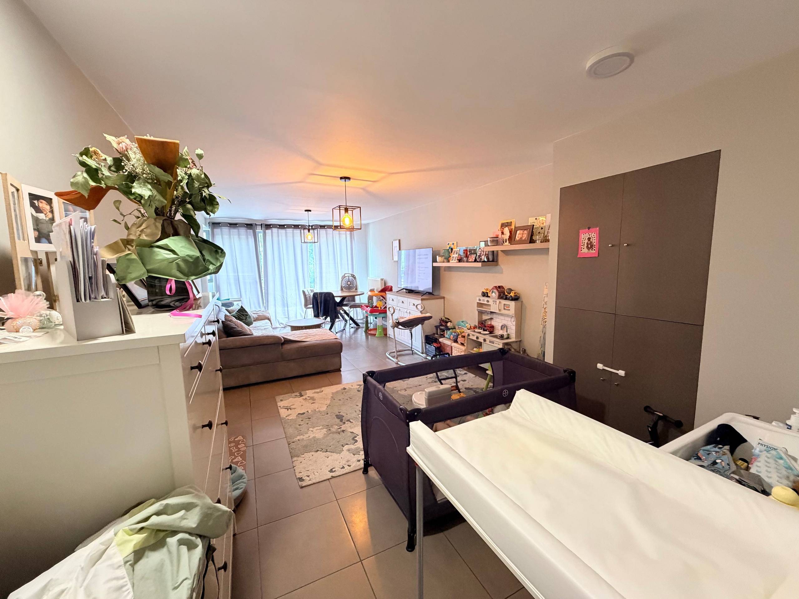Genk, Vennestraat 387 bus 1: Gezellige duplex met 2 slaapkamers, een bureau en kelderberging. - foto 3