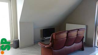 Centraal gelegen in Wommelgem bevindt zich dit volledig gemeubelde en instapklare 2-slaapkamerappartement. Dankzij de centrale ligging geniet u van een vlotte bereikbaarheid en bevinden winkels, openbaar vervoer en andere voorzieningen zich op wandelafstand.<br /><br />Het appartement is volledig ingericht en voorzien van alle nodige meubels en huisraad. U hoeft enkel uw persoonlijke spullen mee te brengen.<br />Het appartement bestaat uit Leefruimte, keuken met aangrenzend terras, 2 slaapkamers, badkamer, berging met wasmachine.<br /><br />Vaste forfaitaire kosten: € 280/maand, zijnde elec, gas, water, internet <br />Domiciliëring is niet mogelijk.<br /><br />Voor bijkomende inlichtingen of een bezoek ter plaatse kan u ons contacteren op het nummer 014/51.95.00.