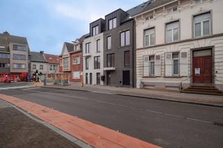 Lichtrijk nieuwbouwappartement in het hartje van Sint-Gillis-Waas (89m²) - MOGELIJKHEID AANKOOP AAN 6% BTW, INFORMEER NAAR DE VOORWAARDEN - Dit...