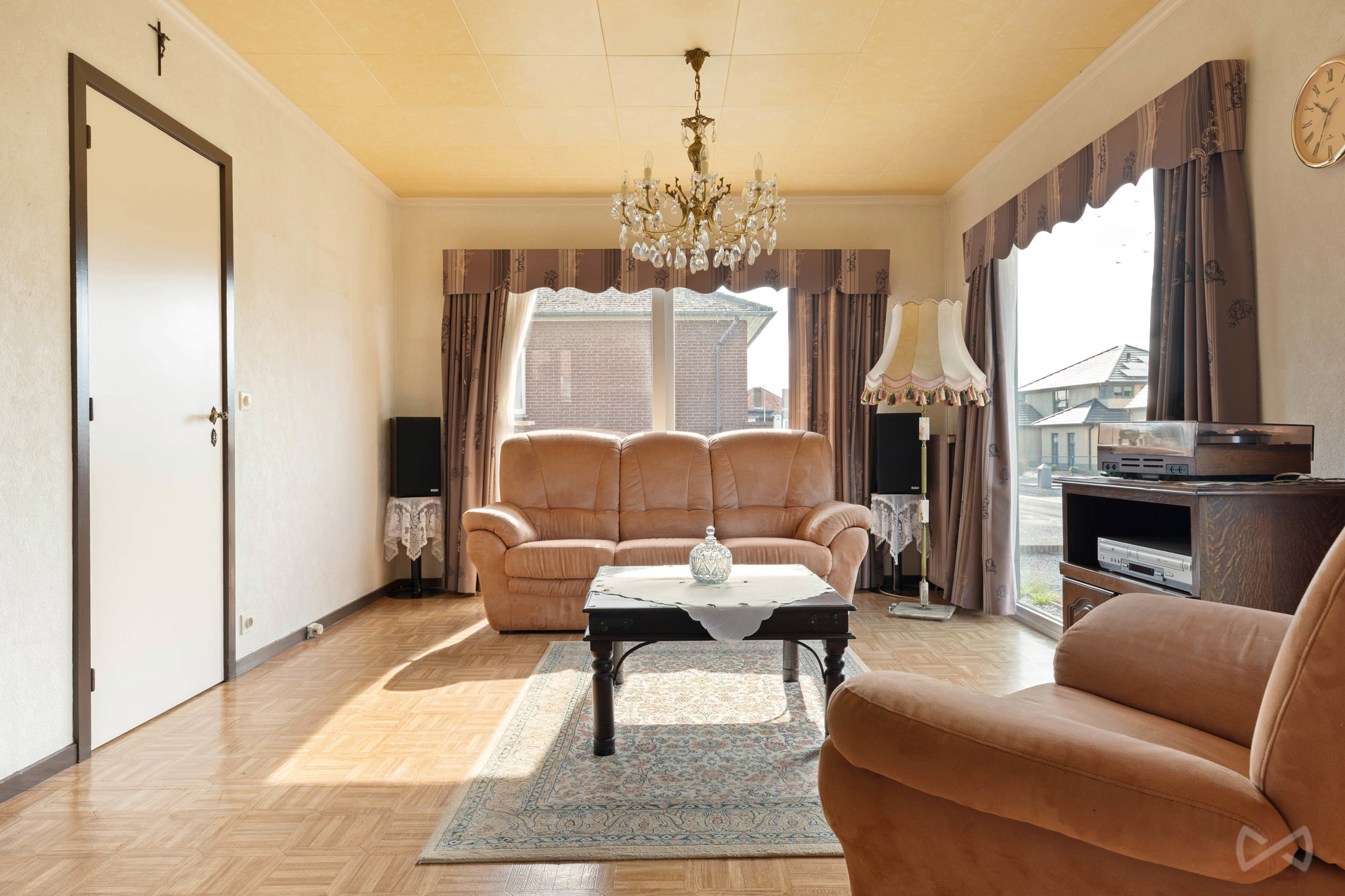 Bungalow met potentieel op ruim perceel - foto 3