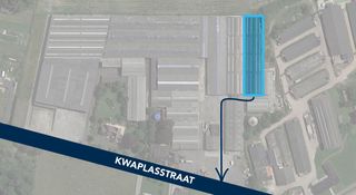Een magazijnruimte met een oppervlakte van +/- 1.700 m² te huur. Gelegen in een zone voor milieubelastende industrie (industriezone Kwaplasstraat)...