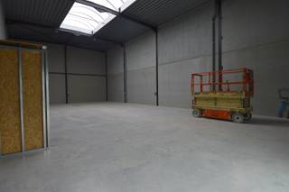 Commercial for rent in Waregem