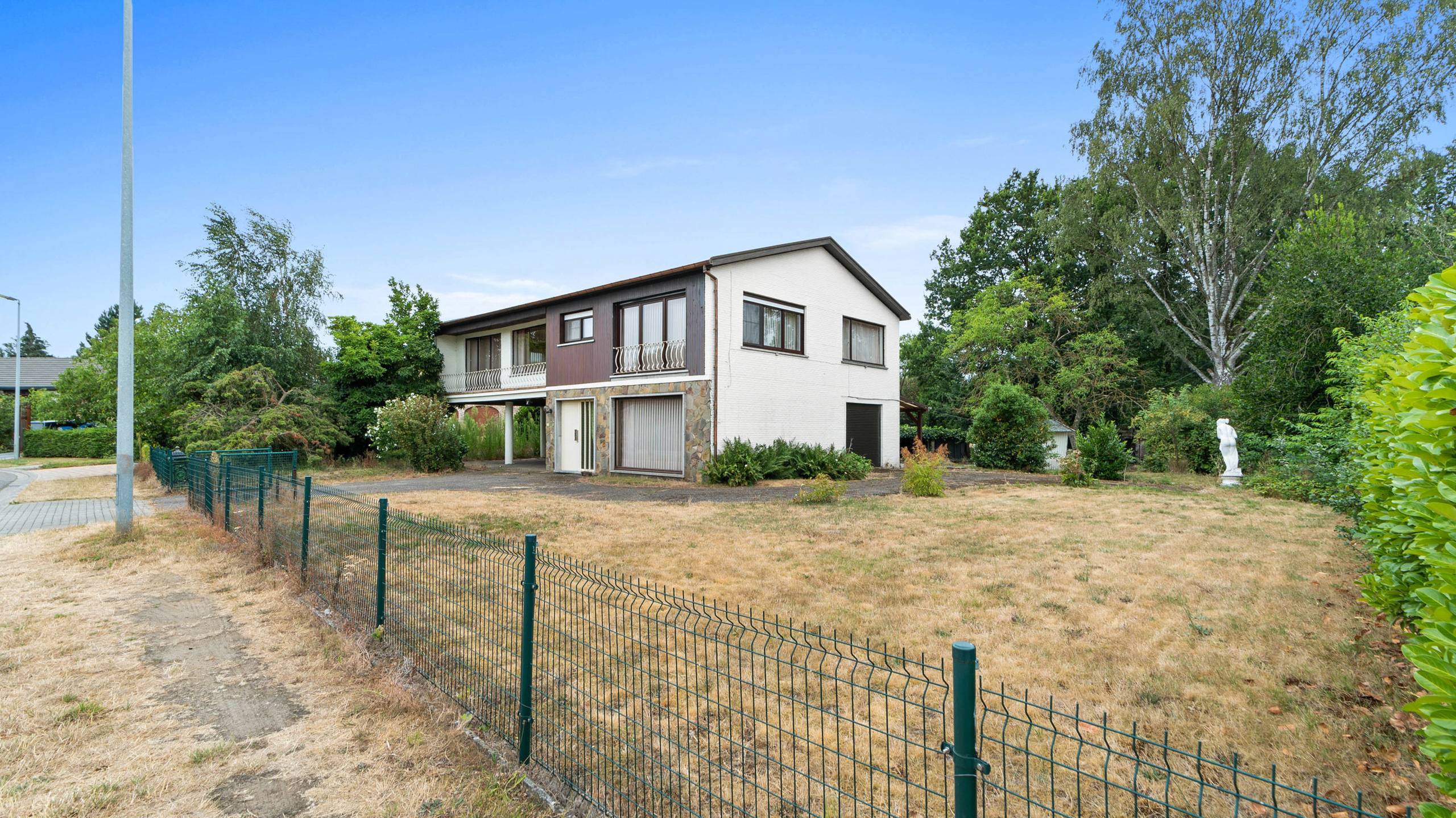 AVERBODE - Bel-Etage woning op groot perceel (tot. +/- 85a) - foto 4