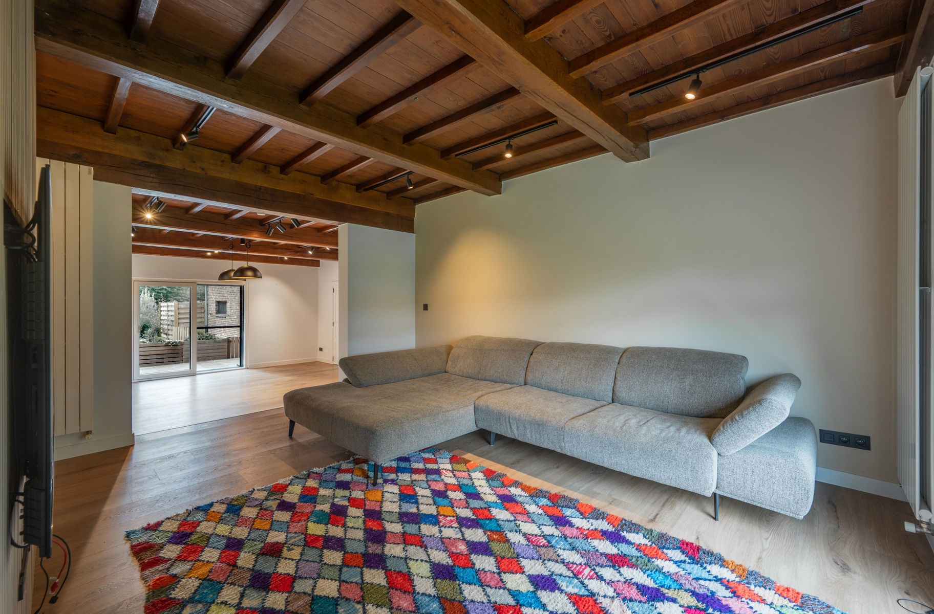 Gerenoveerde villa met gelijkvloerse slaapkamers - foto 4