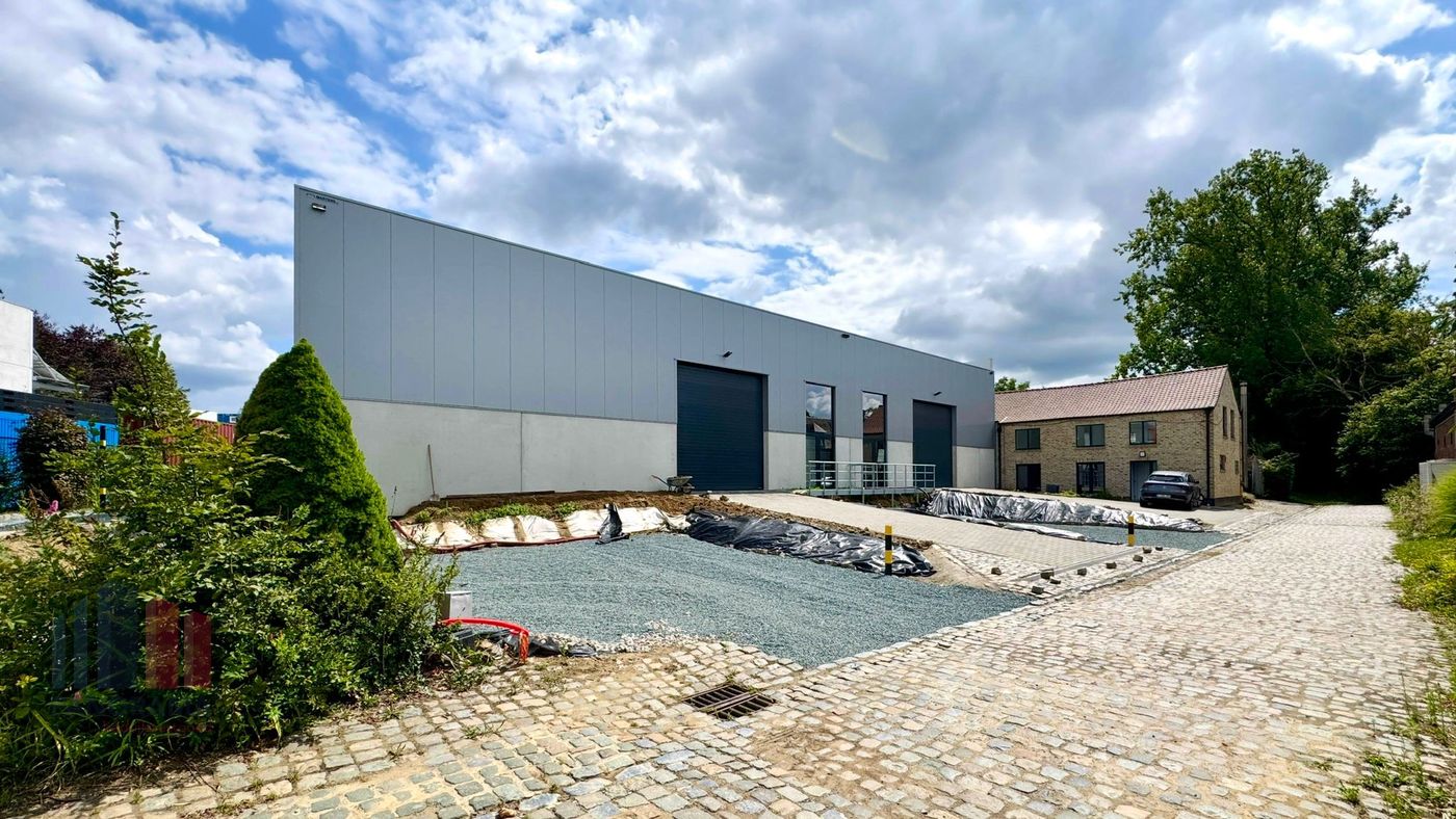 Nieuwbouw KMO-units van 672 m² te huur - foto 1