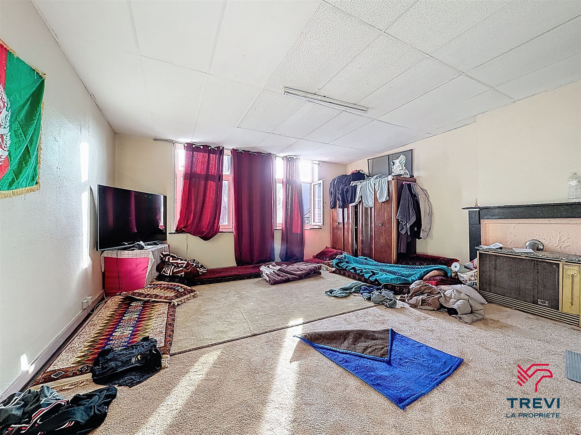 Commercieel te koop in Charleroi met 3 slaapkamers - foto 5