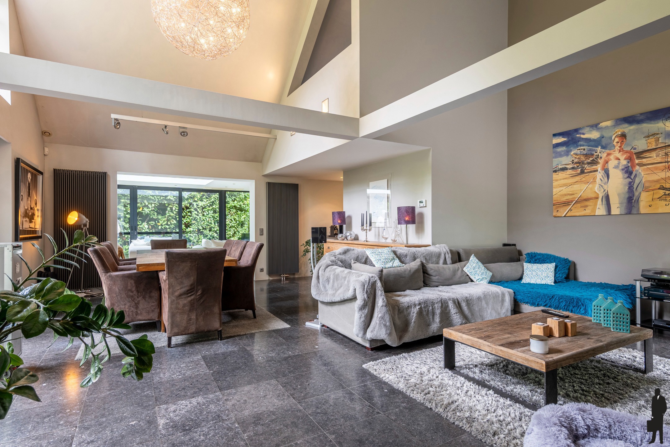 Villa op ca. 2565 m² met orangerie, stallen en privacy - foto 5