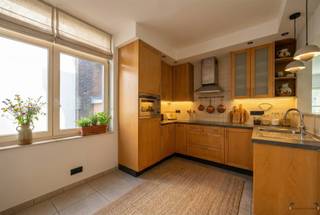 Spacious Duplex Apartment with 2 Bedrooms and South-Facing Terrace in the Heart of AarschotThis move-in ready duplex apartment is located on the 2nd...