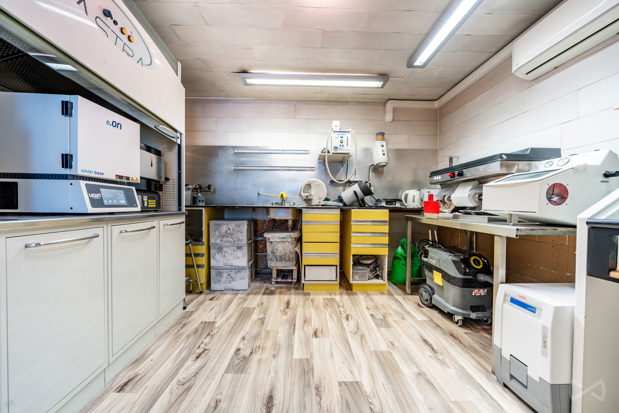 Duplex met bedrijf in Berchem! - foto 4