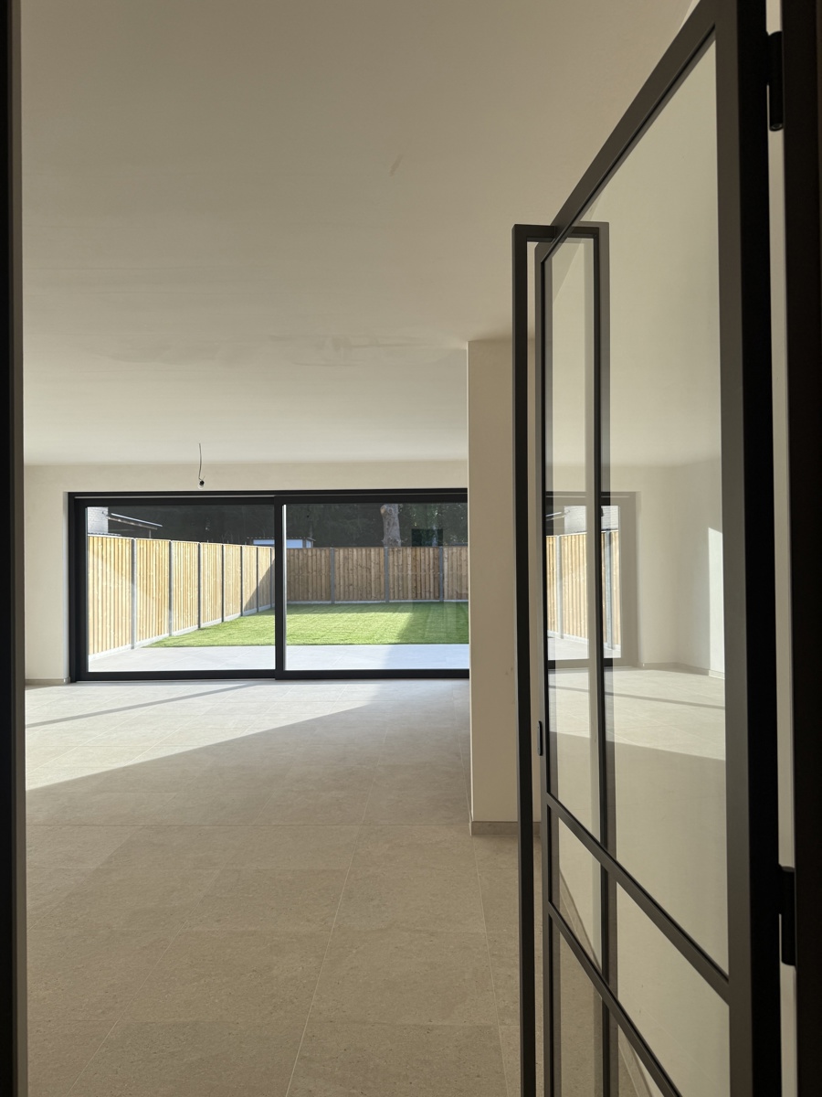 Prachtig nieuwbouwappartement met 2 slaapkamers en tuin - foto 5