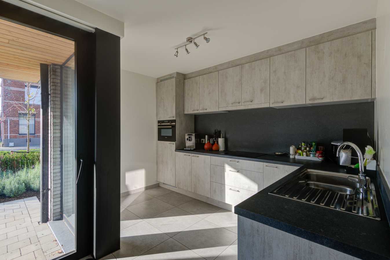 Recent en energiezuinig gelijkvloers appartement te Beerzel - foto 2