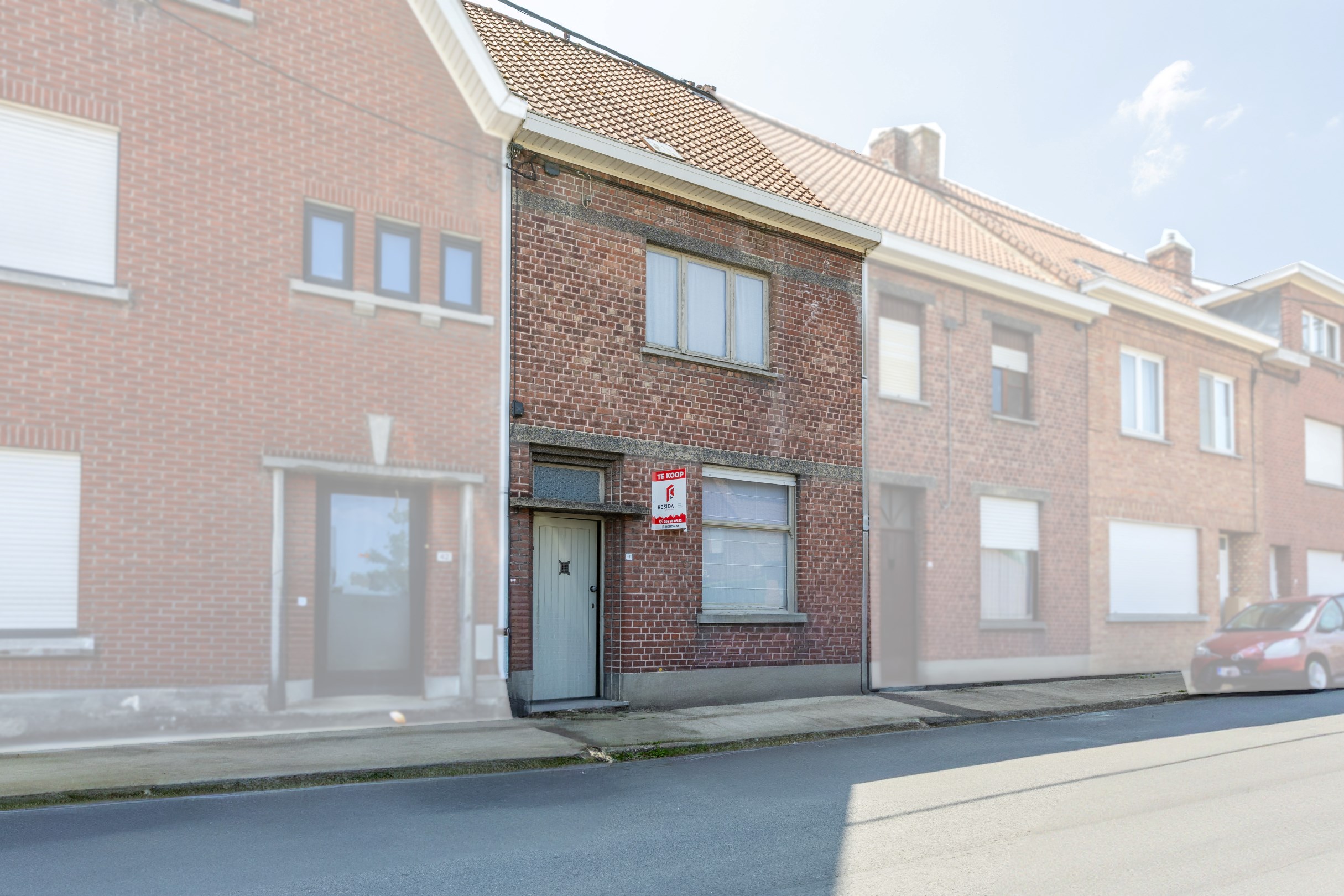 Op te knappen woning op uitstekende locatie - foto 1
