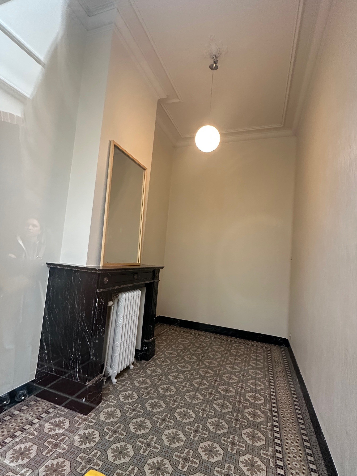 Karaktervol huis met grote tuin in Veurne te huur - foto 5