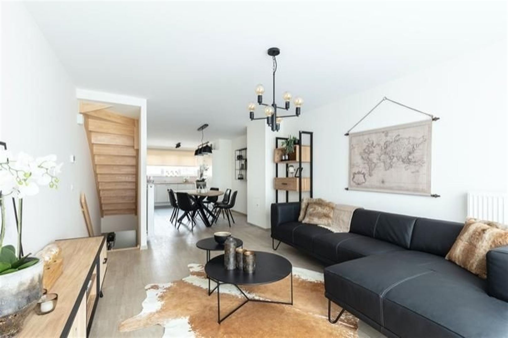Ruime 3-slaapkamerwoning in Blankenberge te koop - foto 2