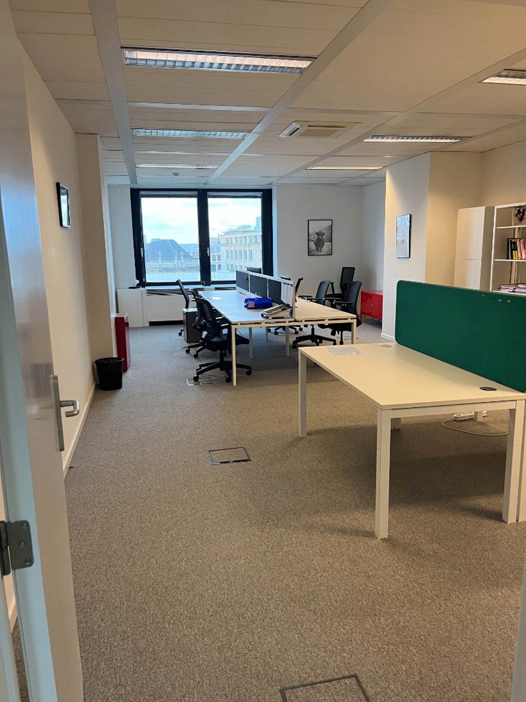 Heldere en ruime kantoren - foto 3