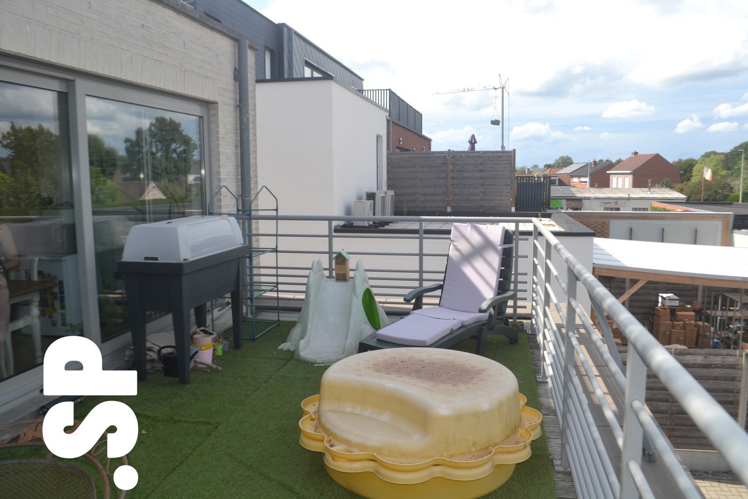 Appartement met 2 slaapkamers en ruim terras - foto 5