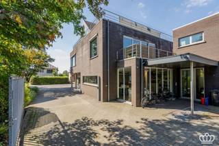 Commercial à louer à Essen