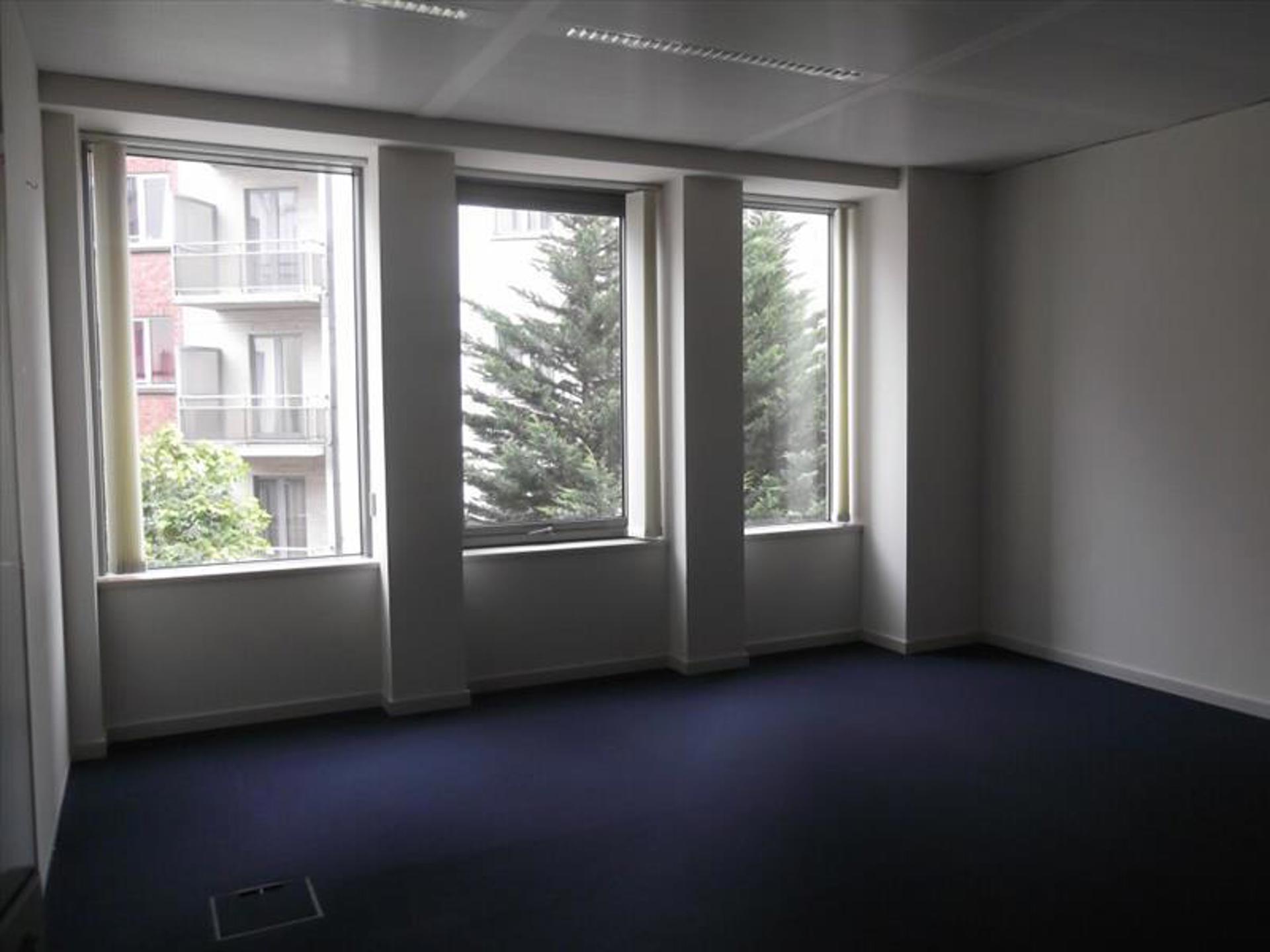 Kantoor te huur Etterbeek - foto 4