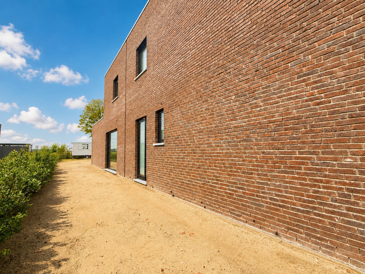 House for rent in Eeklo with 5 bedrooms - photo 4