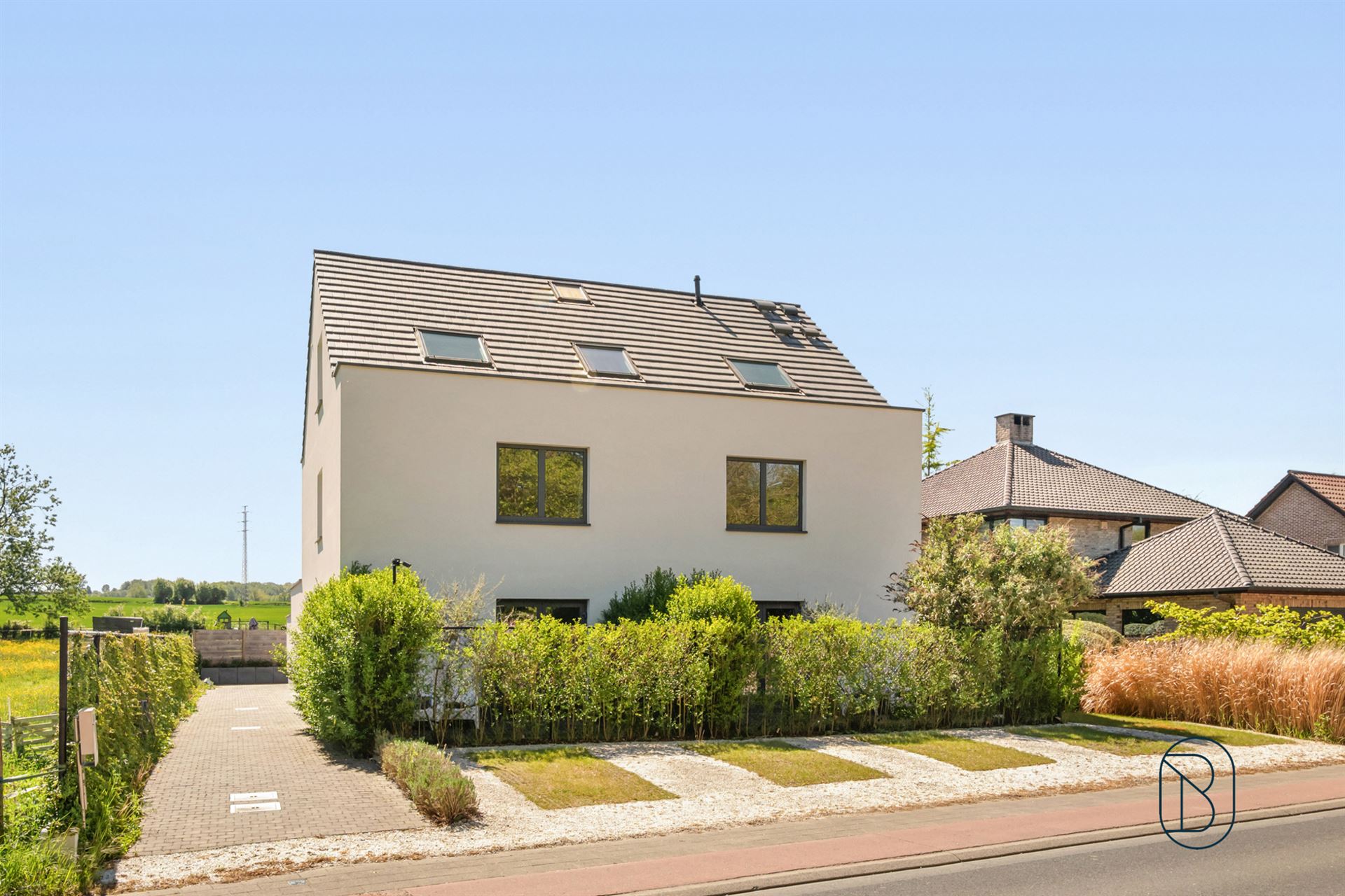 Exclusieve villa met 7 slpk, zwembad en tuin met open zicht - foto 5