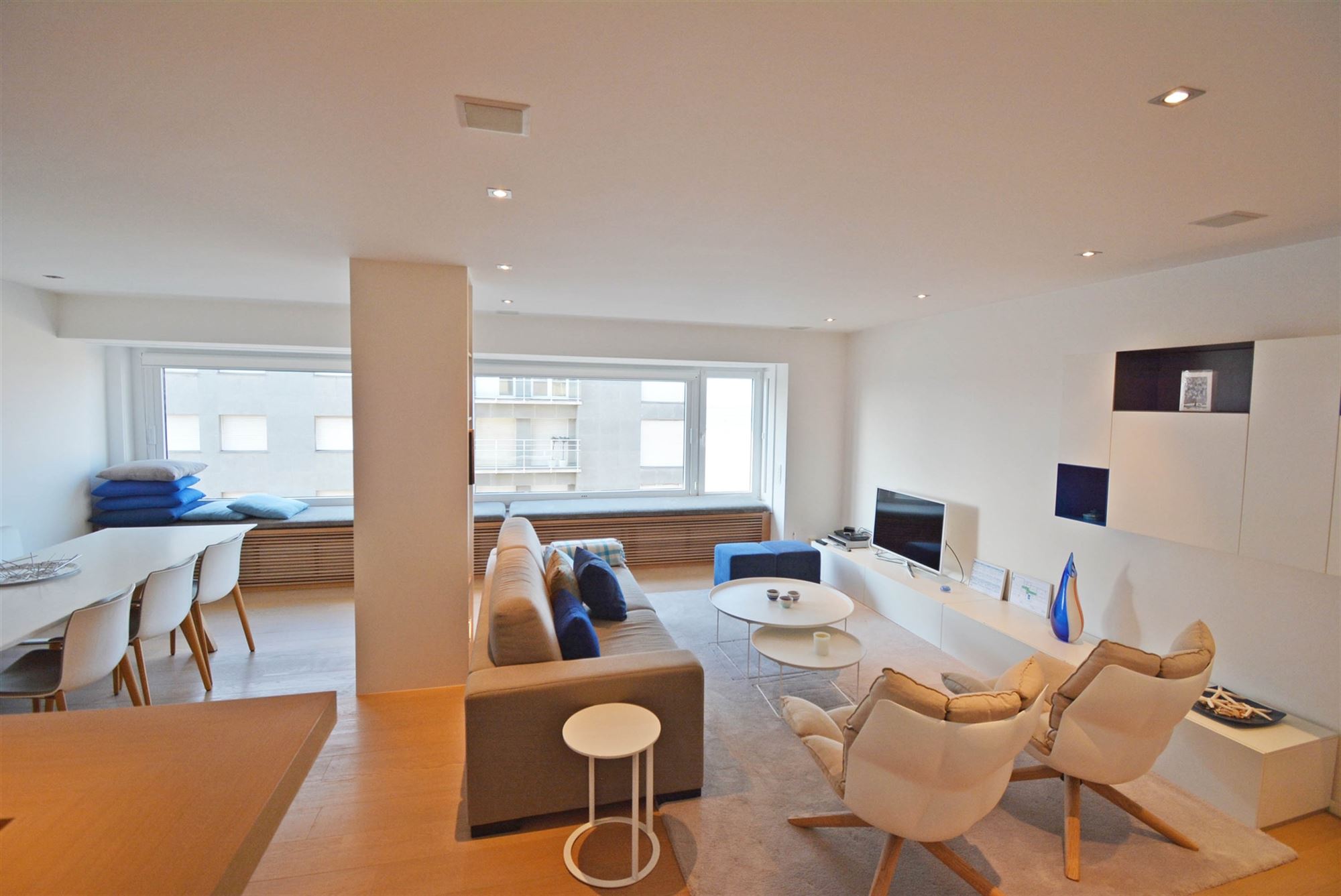 Apartment - photo 2