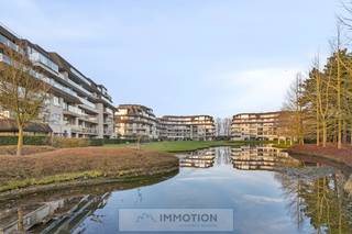 Residentie "Domein De Steelander" biedt een uniek woonproject, gelegen in een weelderig domein van 2,2 hectare met een prachtig uitzicht op een...