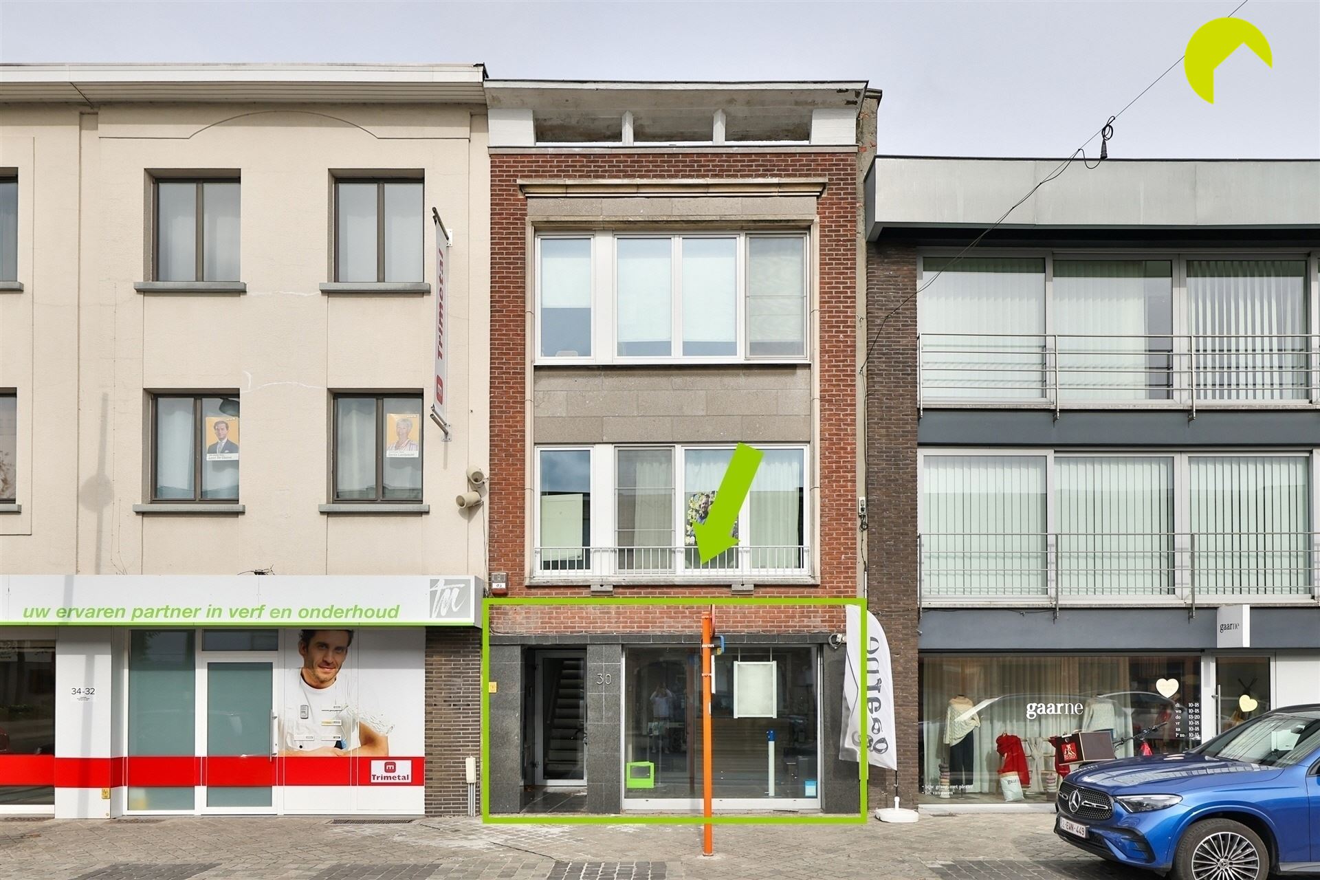 Ruim handelsgelijkvloers met grote tuin in het centrum van Hove - foto 2