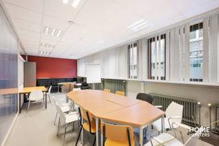 Instelprijs €199.000, iedereen heeft de mogelijkheid om een bod te doen. Dit zal voorgelegd worden aan de eigenaars, deze hebben de keuze om het...