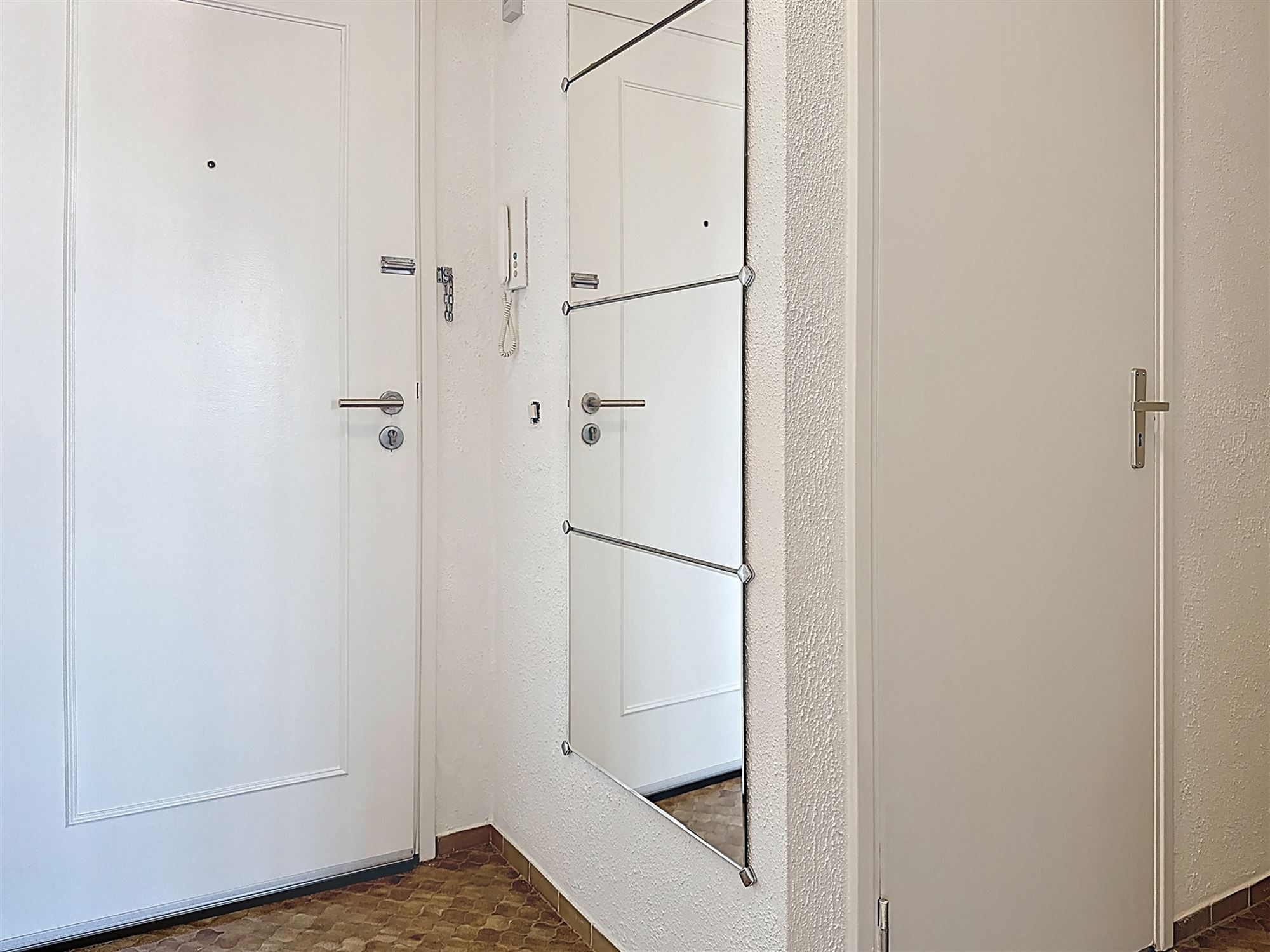 Prachtig 1-slaapkamer appartement met uitzicht. - foto 3